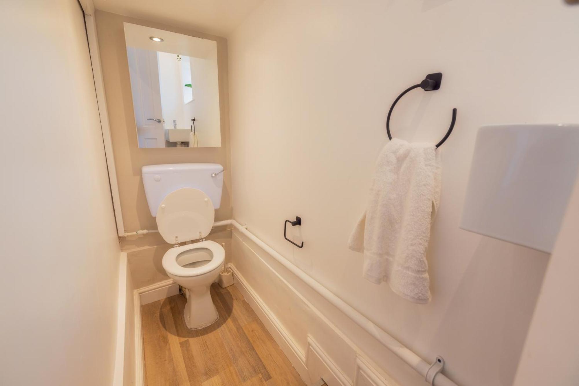 The Secret Garden - West Sussex Villa Crawley  Ngoại thất bức ảnh