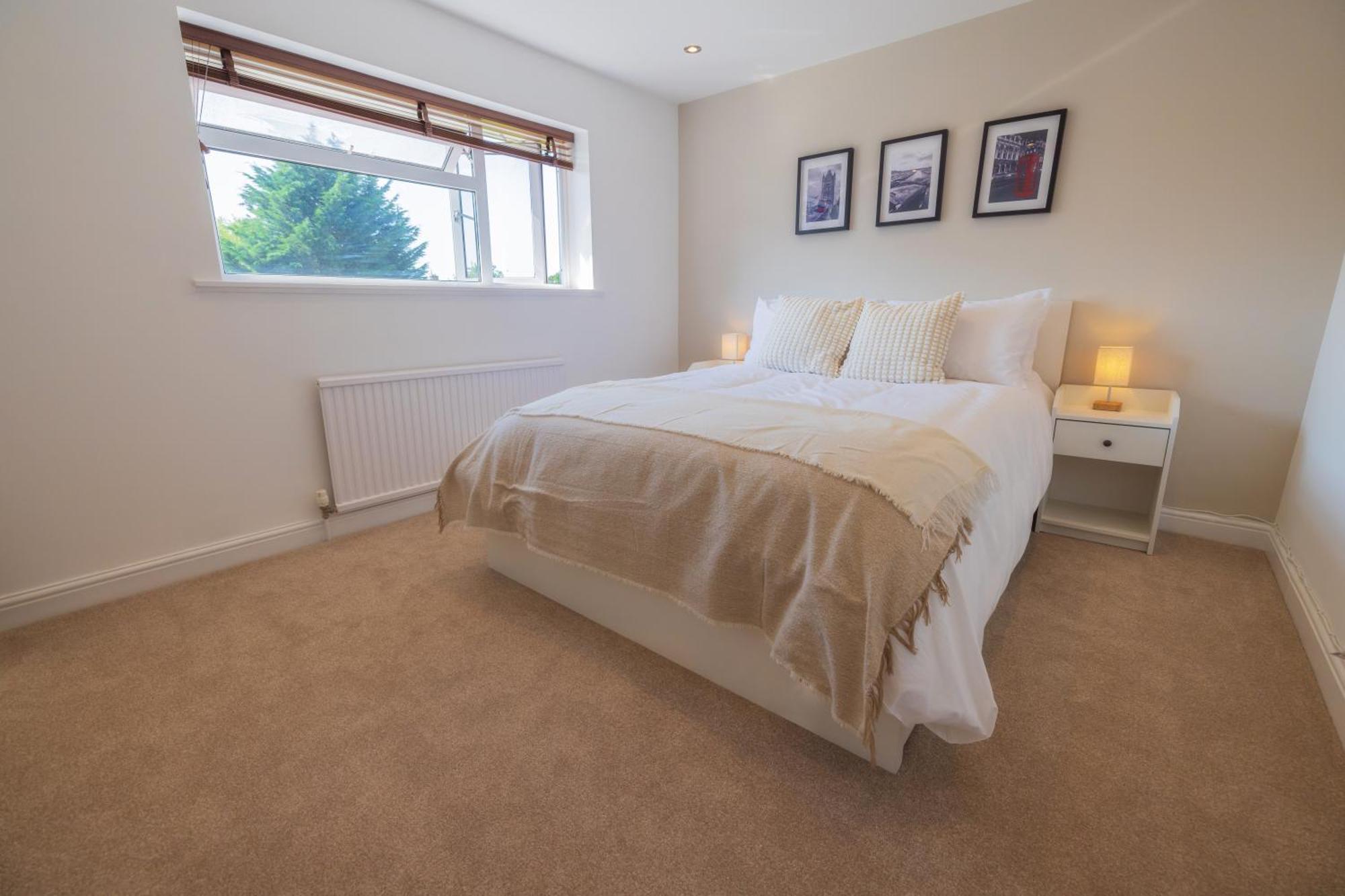 The Secret Garden - West Sussex Villa Crawley  Ngoại thất bức ảnh