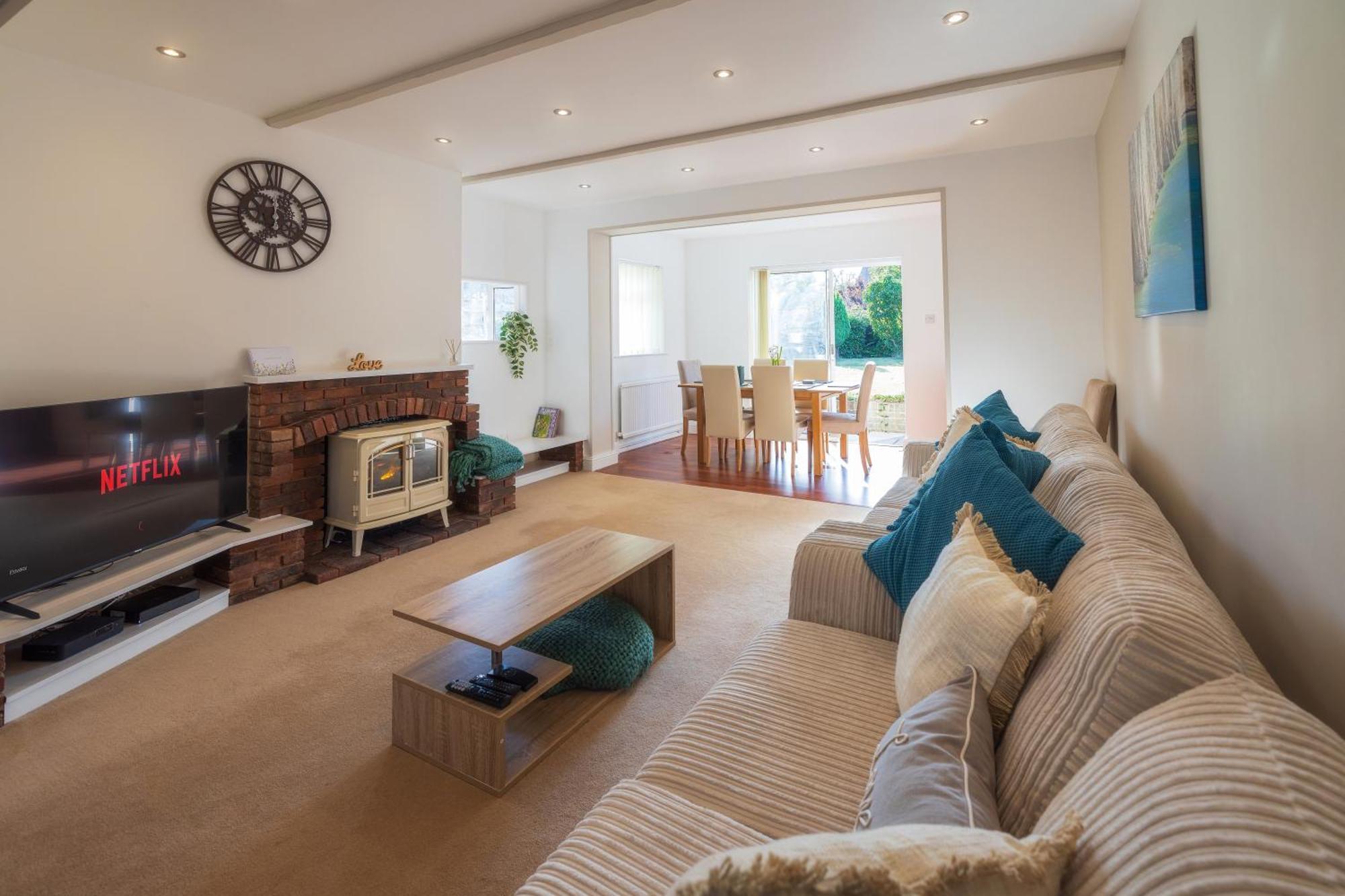 The Secret Garden - West Sussex Villa Crawley  Ngoại thất bức ảnh